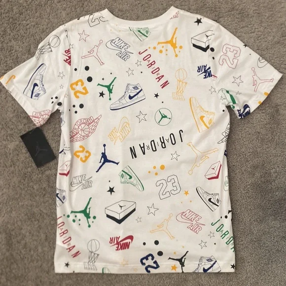 Nike Air Jordan Graphic T-Shirt - Picture 2 of 2